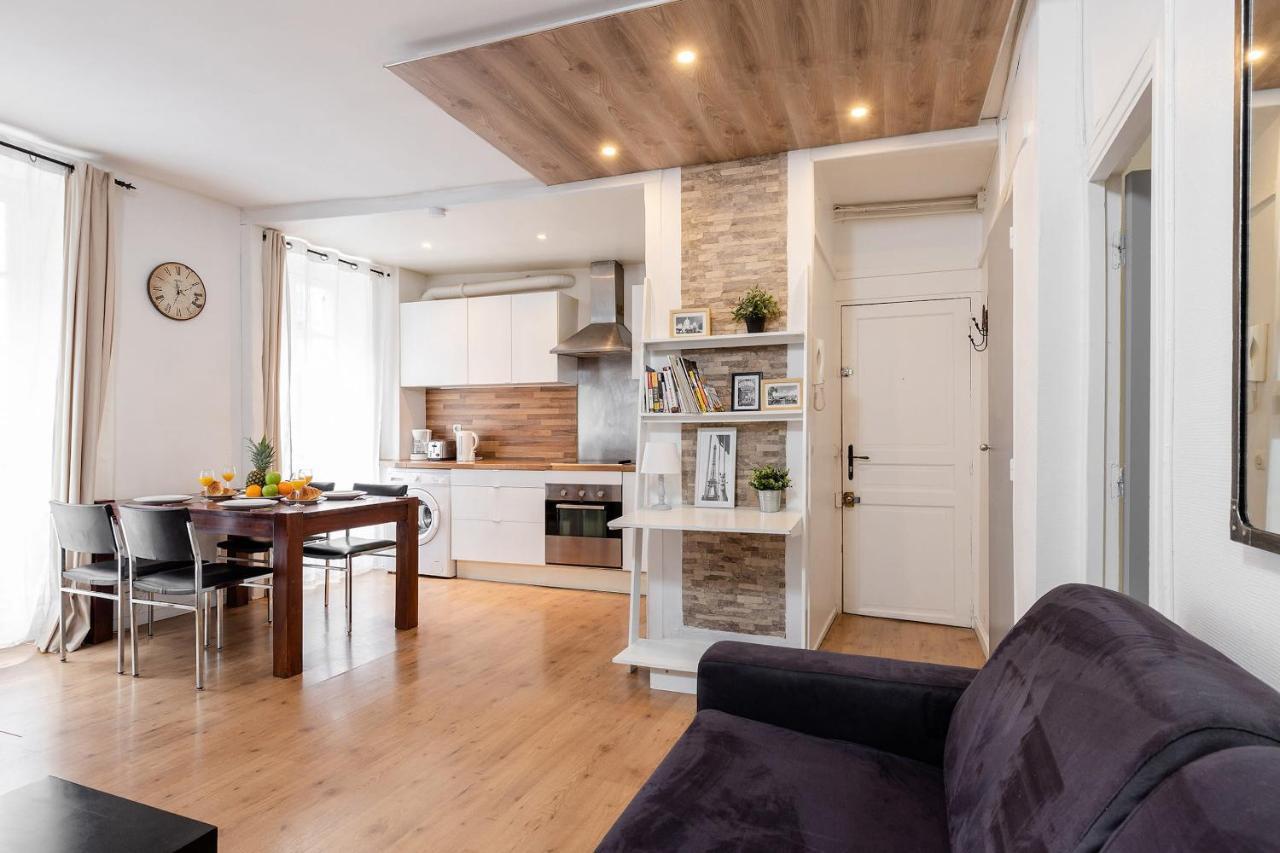 Rue Cler - Eiffel Tower City Apartment Parigi Esterno foto