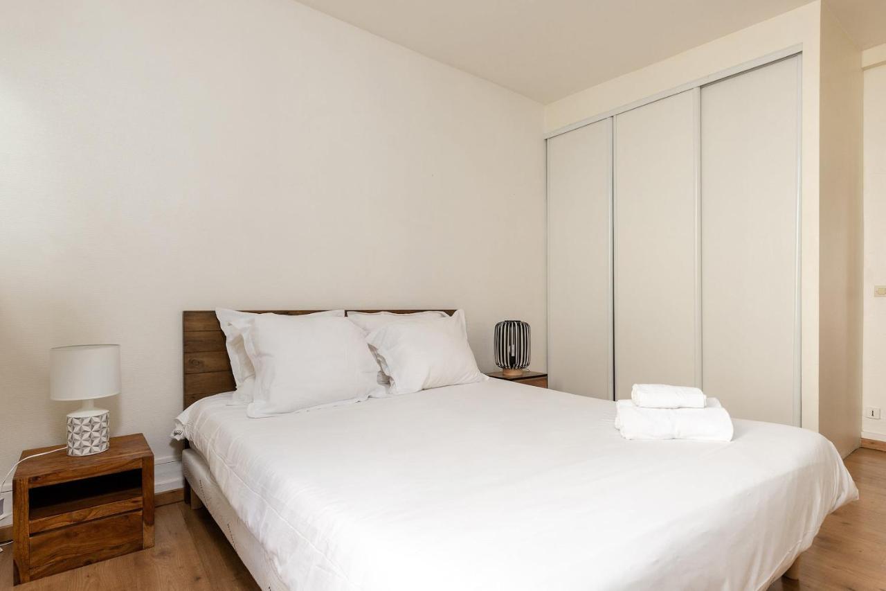 Rue Cler - Eiffel Tower City Apartment Parigi Esterno foto